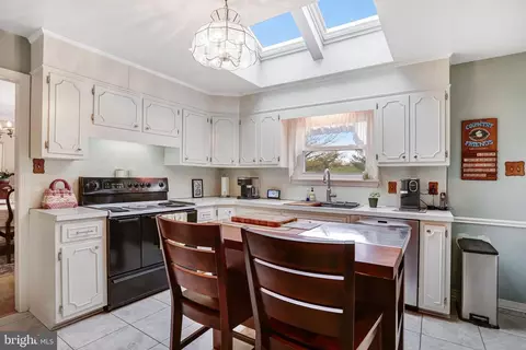 Kitchen - 6101 Pembrook St, Frederick, MD 21704 photo 1 of 3