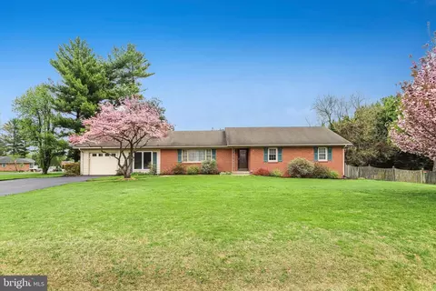 Exterior - 6101 Pembrook St, Frederick, MD 21704 photo 6 of 6