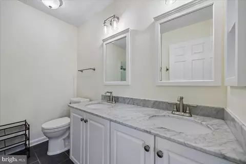 Bath - 5481 Prince William Ct, Frederick, MD 21703 photo 2 of 4