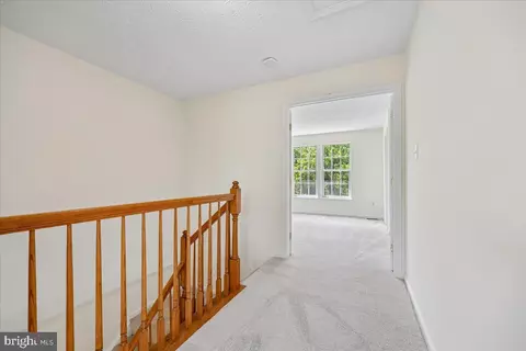 Entry Way - 5481 Prince William Ct, Frederick, MD 21703 photo 2 of 3
