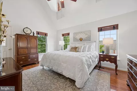 Bedroom - 2231 Bear Den Rd, Frederick, MD 21701 photo 4 of 7