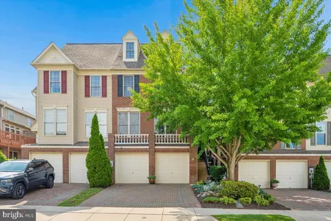2231 Bear Den Rd, Frederick, MD 21701