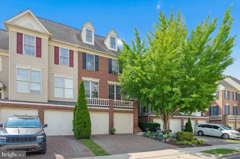 Exterior - 2231 Bear Den Rd, Frederick, MD 21701 photo 2 of 23