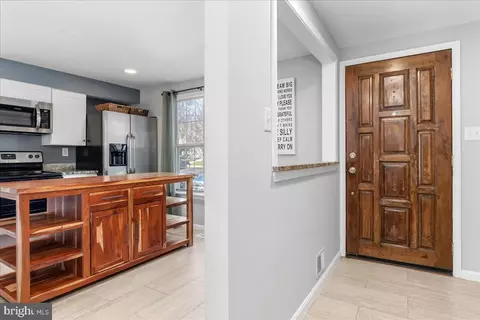 Entry Way - 1494 Dockside Ct, Frederick, MD 21701 photo 1 of 3
