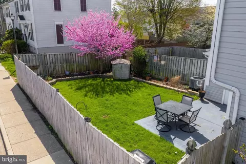 Exterior - 5757 Sunset View Ln, Frederick, MD 21703 photo 2 of 8