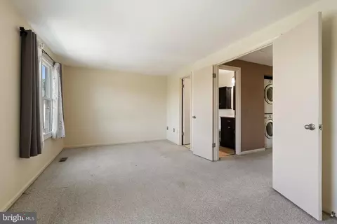 Bedroom - 5757 Sunset View Ln, Frederick, MD 21703 photo 1 of 5