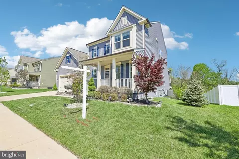 Exterior - 2048 Chamberlain Dr, Frederick, MD 21702 photo 4 of 6