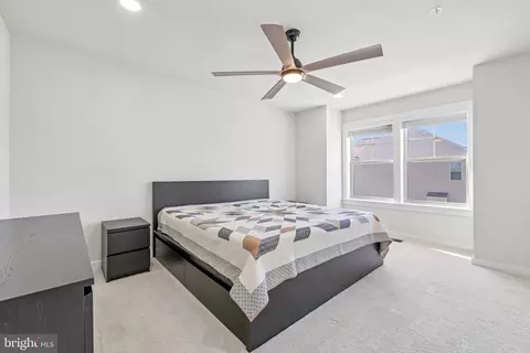 Bedroom - 2048 Chamberlain Dr, Frederick, MD 21702 photo 4 of 4