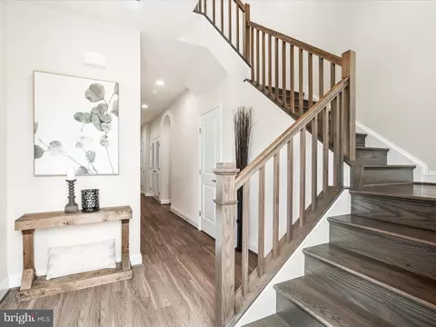 Entry Way - 822 Lindley Rd, Frederick, MD 21701 photo 3 of 11