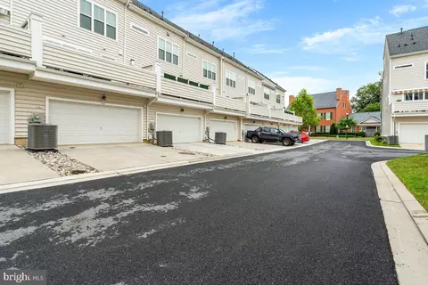 Exterior - 822 Lindley Rd, Frederick, MD 21701 photo 5 of 8