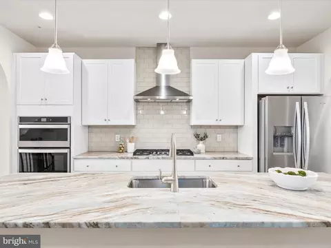 Kitchen - 822 Lindley Rd, Frederick, MD 21701 photo 6 of 6