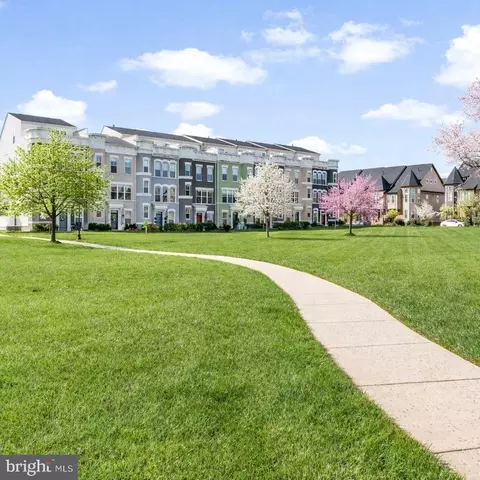822 Lindley Rd, Frederick, MD 21701