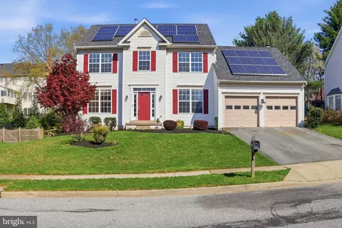 Exterior - 6310 Remington Dr, Frederick, MD 21701 photo 2 of 8