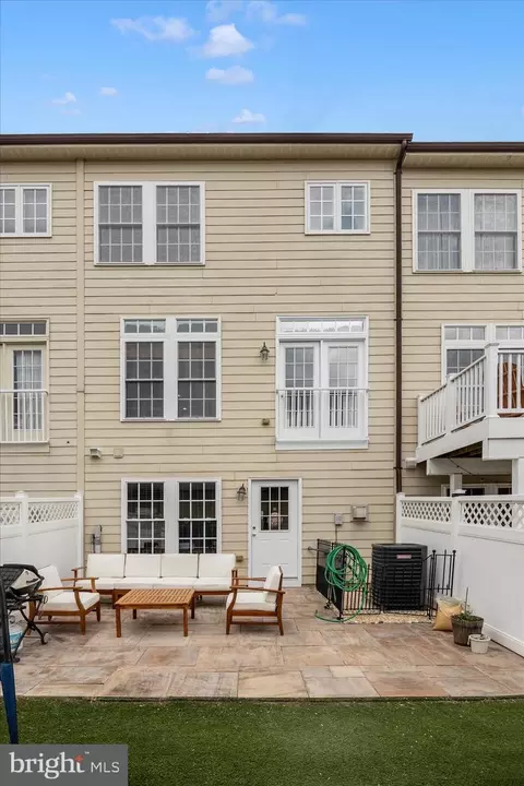 Exterior - 9441 Dunraven St, Frederick, MD 21704 photo 4 of 22