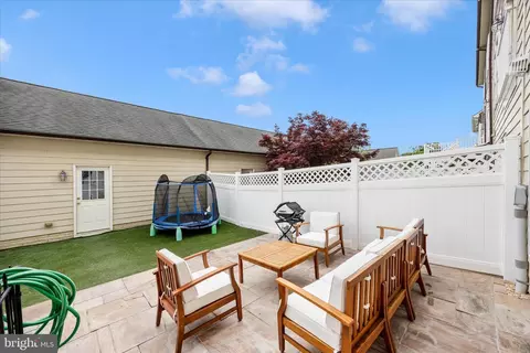 Exterior - 9441 Dunraven St, Frederick, MD 21704 photo 9 of 22