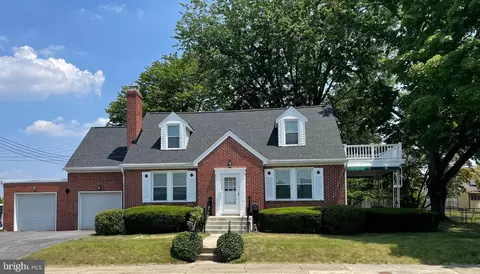 2 Catoctin Ave, Frederick, MD 21701