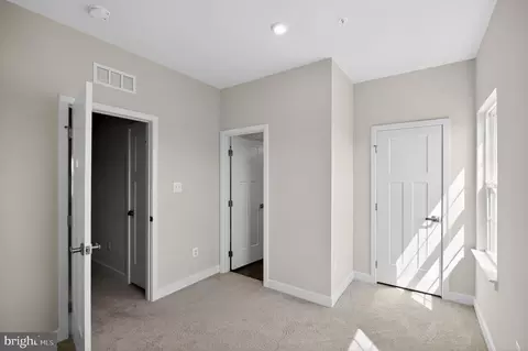 Entry Way - 6638 Ballenger Run Blvd, Frederick, MD 21703 photo 3 of 7
