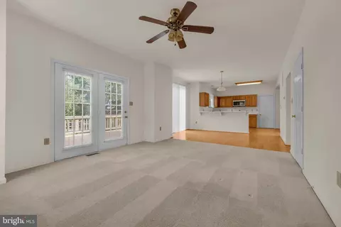 Living - 1027 Dulaney Mill Dr, Frederick, MD 21702 photo 5 of 10