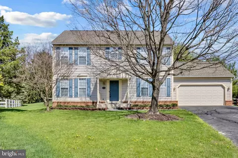 Exterior - 1027 Dulaney Mill Dr, Frederick, MD 21702 photo 10 of 14