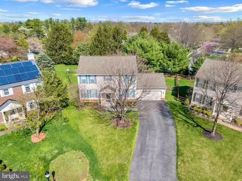 View/Area - 1027 Dulaney Mill Dr, Frederick, MD 21702 photo 1 of 11