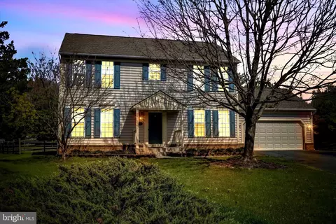 Exterior - 1027 Dulaney Mill Dr, Frederick, MD 21702 photo 4 of 14