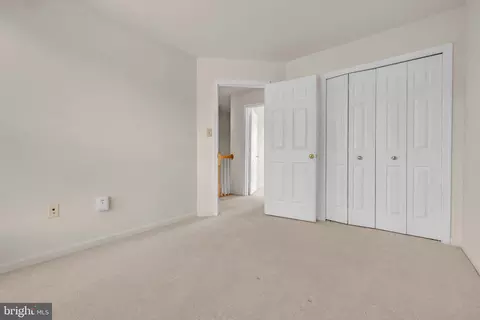 Bedroom - 1027 Dulaney Mill Dr, Frederick, MD 21702 photo 7 of 9