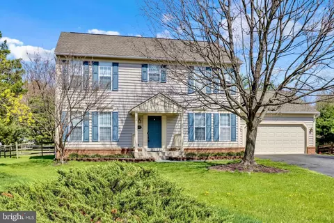 Exterior - 1027 Dulaney Mill Dr, Frederick, MD 21702 photo 8 of 14