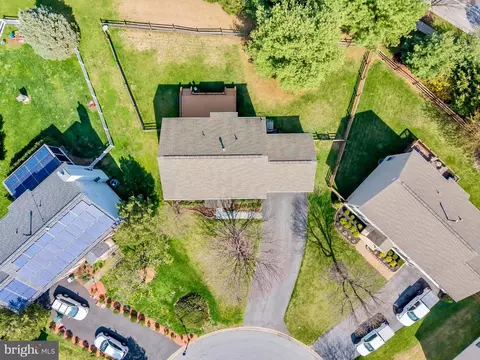 View/Area - 1027 Dulaney Mill Dr, Frederick, MD 21702 photo 6 of 11