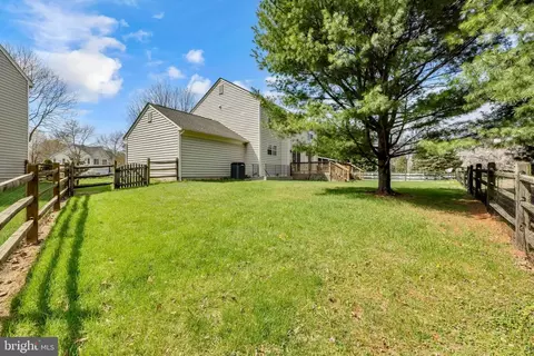Exterior - 1027 Dulaney Mill Dr, Frederick, MD 21702 photo 12 of 14