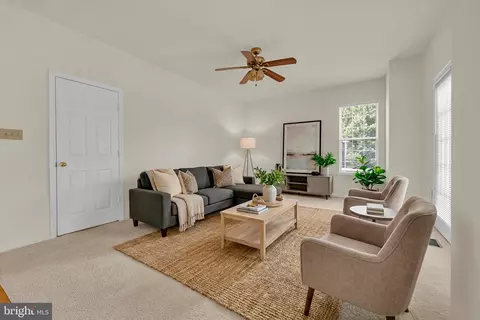 Living - 1027 Dulaney Mill Dr, Frederick, MD 21702 photo 10 of 10