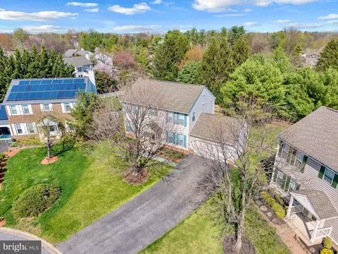 View/Area - 1027 Dulaney Mill Dr, Frederick, MD 21702 photo 3 of 11