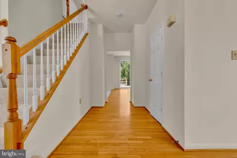 Entry Way - 1027 Dulaney Mill Dr, Frederick, MD 21702 photo 1 of 14