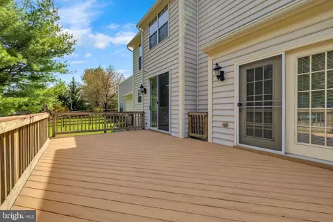 Exterior - 1027 Dulaney Mill Dr, Frederick, MD 21702 photo 5 of 14