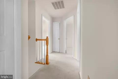 Entry Way - 1027 Dulaney Mill Dr, Frederick, MD 21702 photo 6 of 14
