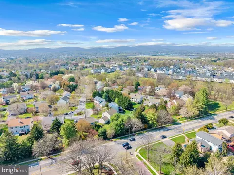View/Area - 1027 Dulaney Mill Dr, Frederick, MD 21702 photo 8 of 11