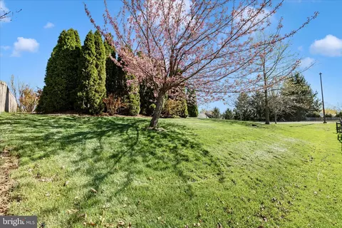 Exterior - 100 Sunlight Dr, Frederick, MD 21702 photo 8 of 8