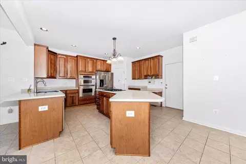 Kitchen - 100 Sunlight Dr, Frederick, MD 21702 photo 3 of 5