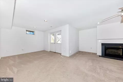 Living - 100 Sunlight Dr, Frederick, MD 21702 photo 5 of 11