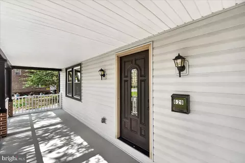 Exterior - 629 Wilson Pl, Frederick, MD 21702 photo 6 of 15