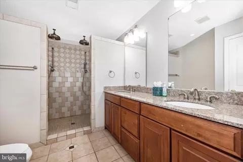 Bath - 6463 Forest Hills Ct, Frederick, MD 21701 photo 3 of 4