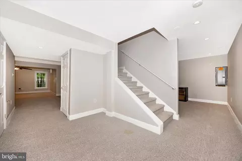 Entry Way - 6463 Forest Hills Ct, Frederick, MD 21701 photo 7 of 7