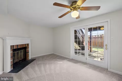 Living - 8037 Waterview Ct, Frederick, MD 21701 photo 5 of 5