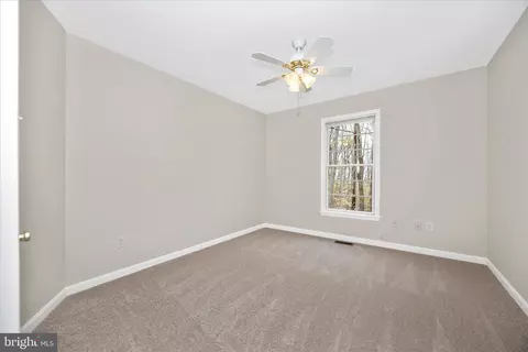 Bedroom - 10393 Liberty Rd, Frederick, MD 21701 photo 3 of 6