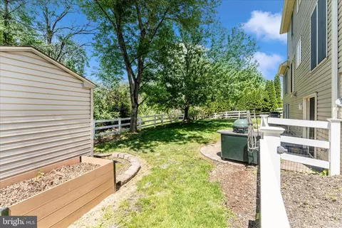Exterior - 1033 Bexhill Dr, Frederick, MD 21702 photo 4 of 9