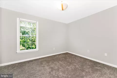 Bedroom - 1033 Bexhill Dr, Frederick, MD 21702 photo 4 of 5