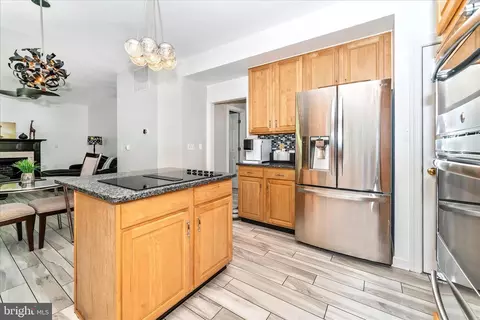 Kitchen - 1033 Bexhill Dr, Frederick, MD 21702 photo 3 of 6