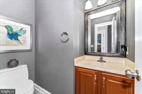 Bath - 1033 Bexhill Dr, Frederick, MD 21702 photo 1 of 8