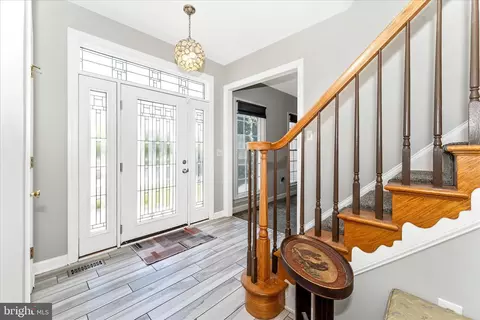 Entry Way - 1033 Bexhill Dr, Frederick, MD 21702 photo 2 of 4
