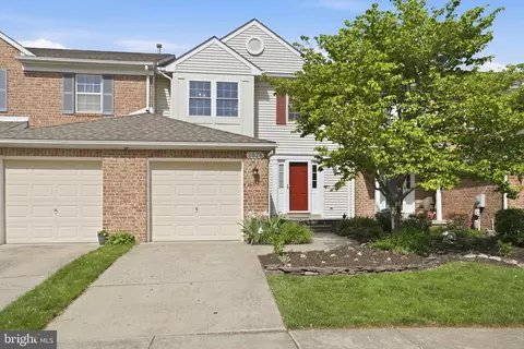 Exterior - 8026 Captains Ct, Frederick, MD 21701 photo 2 of 6
