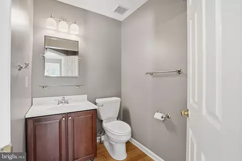 Entry Way - 8026 Captains Ct, Frederick, MD 21701 photo 3 of 4